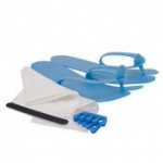 PLANET NAILS, Комплект для педикюра №1  (тапочки, салфетка 30х40-2 штуки, пакет для педикюрных ванн, пилка одноразовая, разделители для пальцев 8 мм)